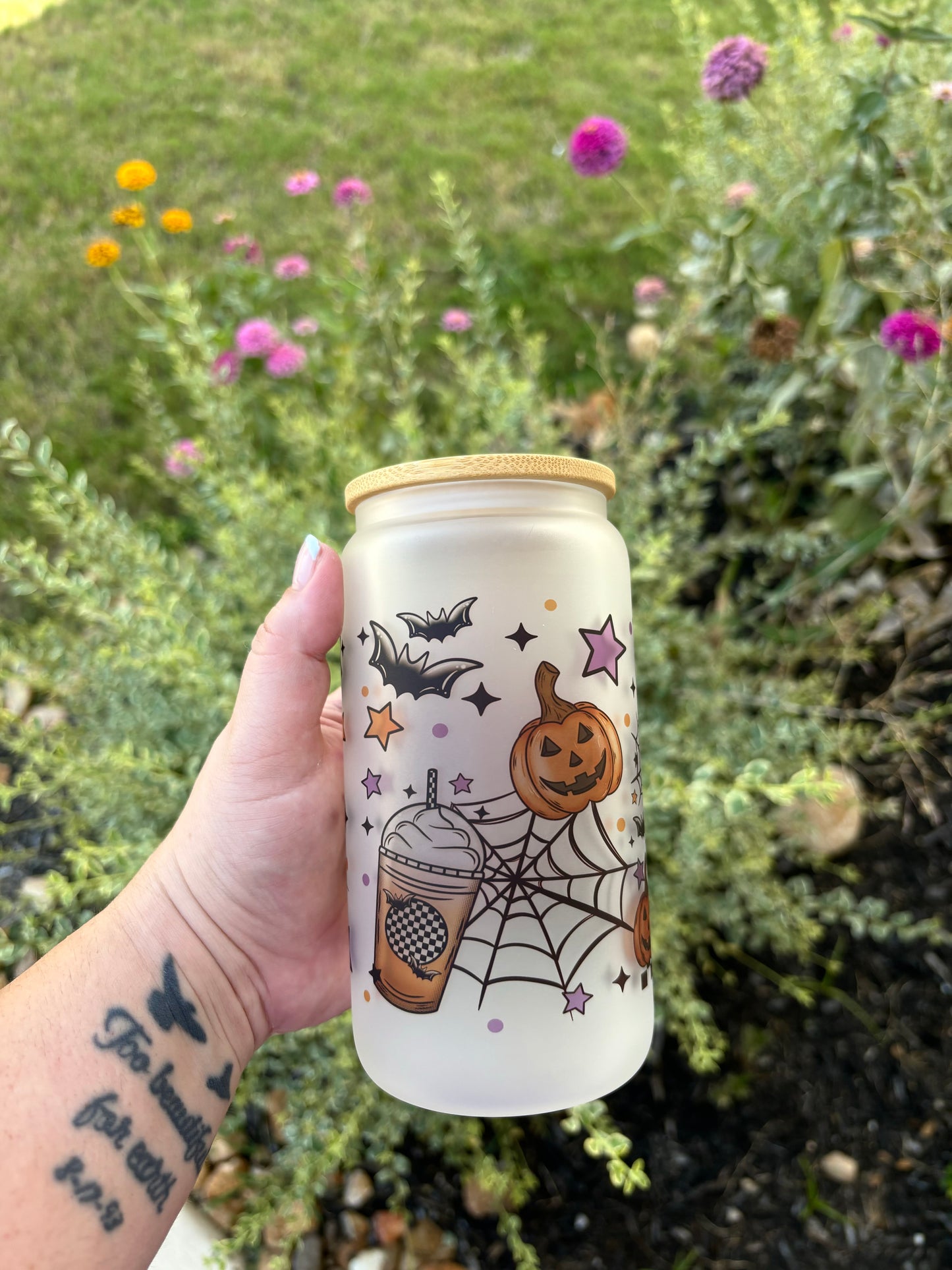 Spooky ghost glass can